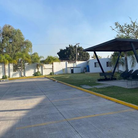 Hotel Bugari Aeropuerto Guadalajara Las Pintas Exteriér fotografie