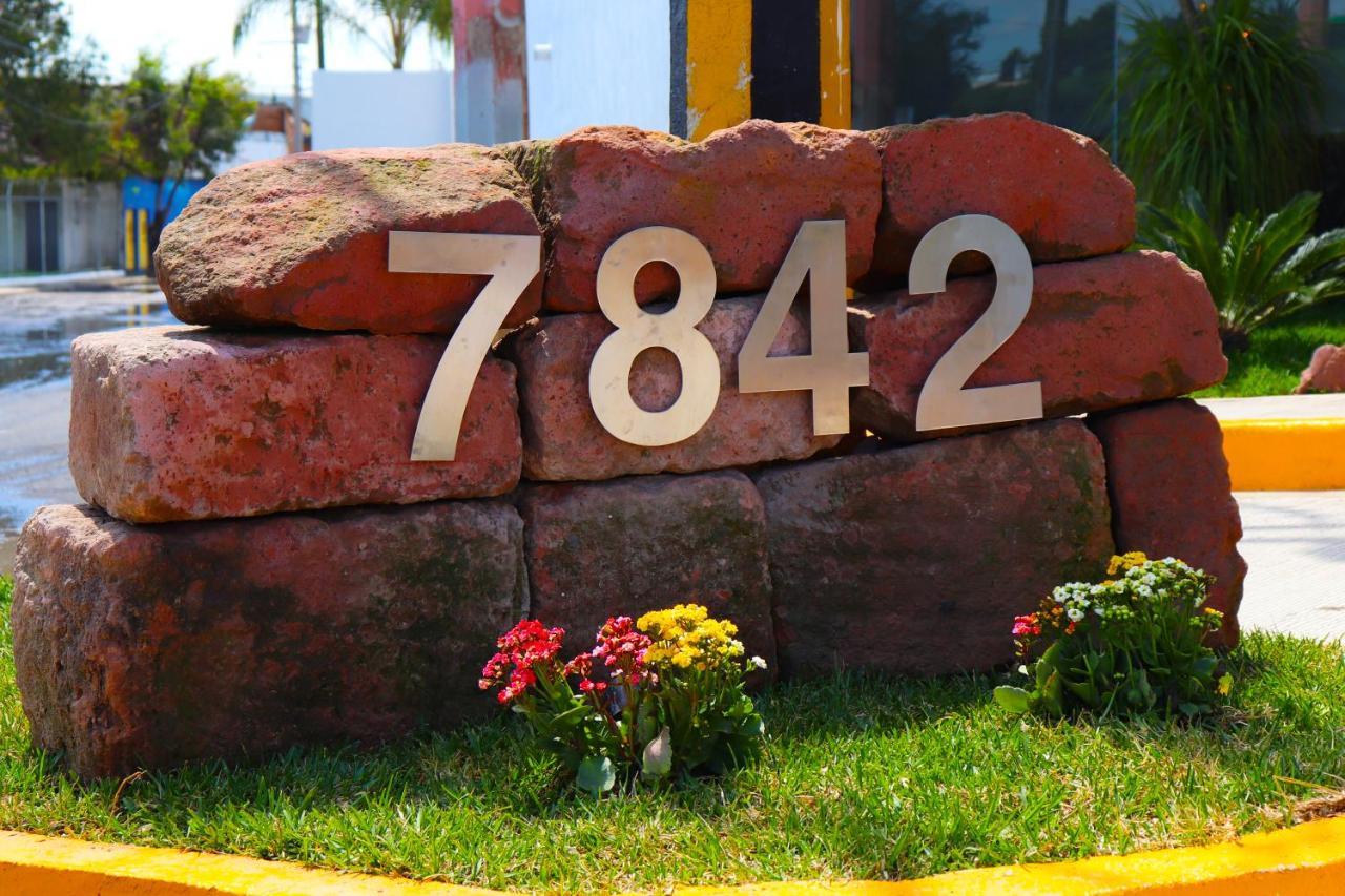 Hotel Bugari Aeropuerto Guadalajara Las Pintas Exteriér fotografie